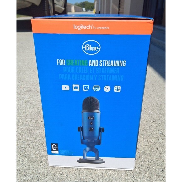 NEW! Logitech for Creators Blue Yeti Premium Multi-Pattern USB Microphone - Picture 4 of 7